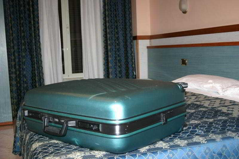 Hotel Rubino Рим Екстериор снимка